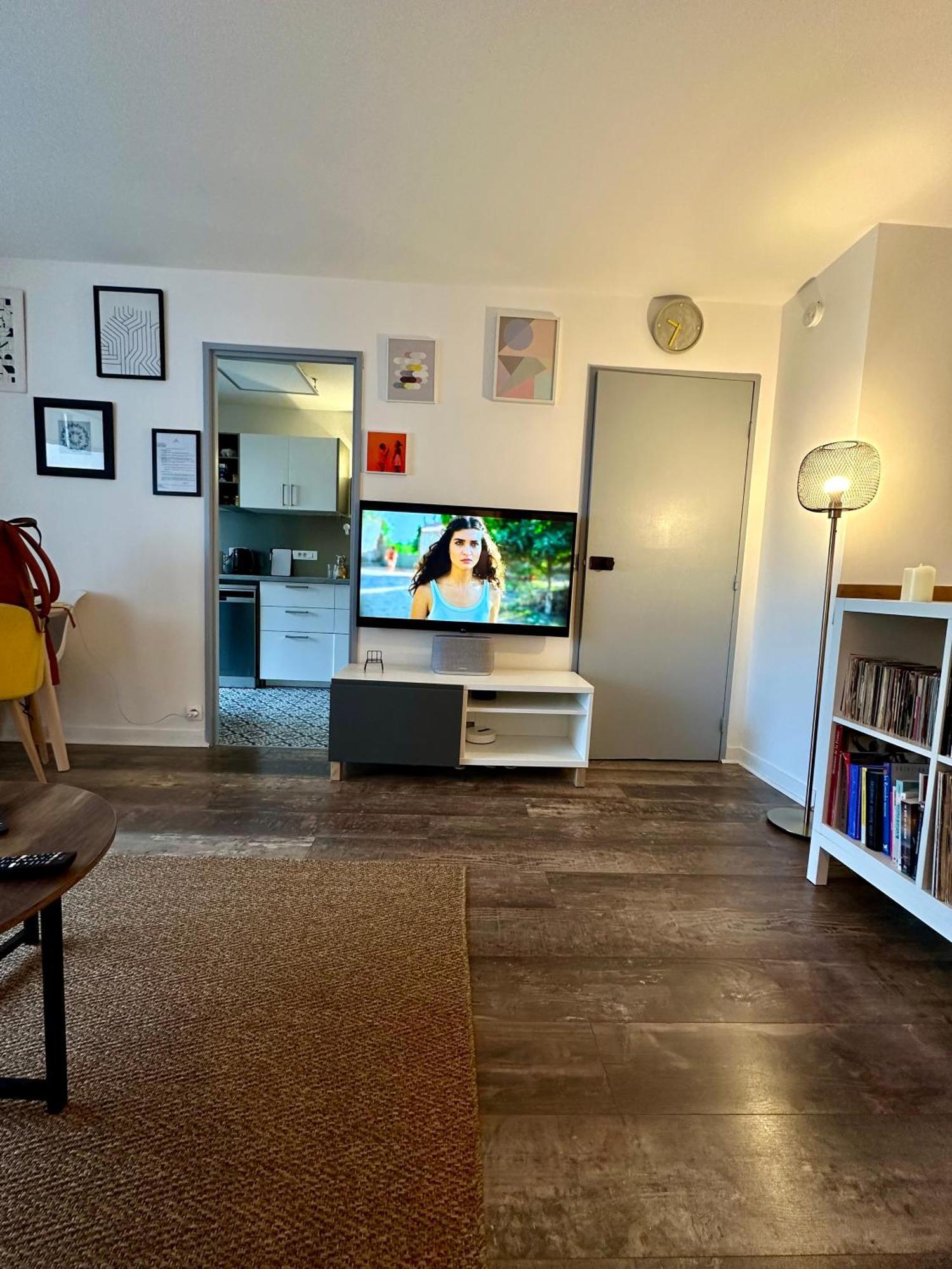 Cosy Duplex Avec Parking A Paris 19 By Immo Kit Bnb מראה חיצוני תמונה